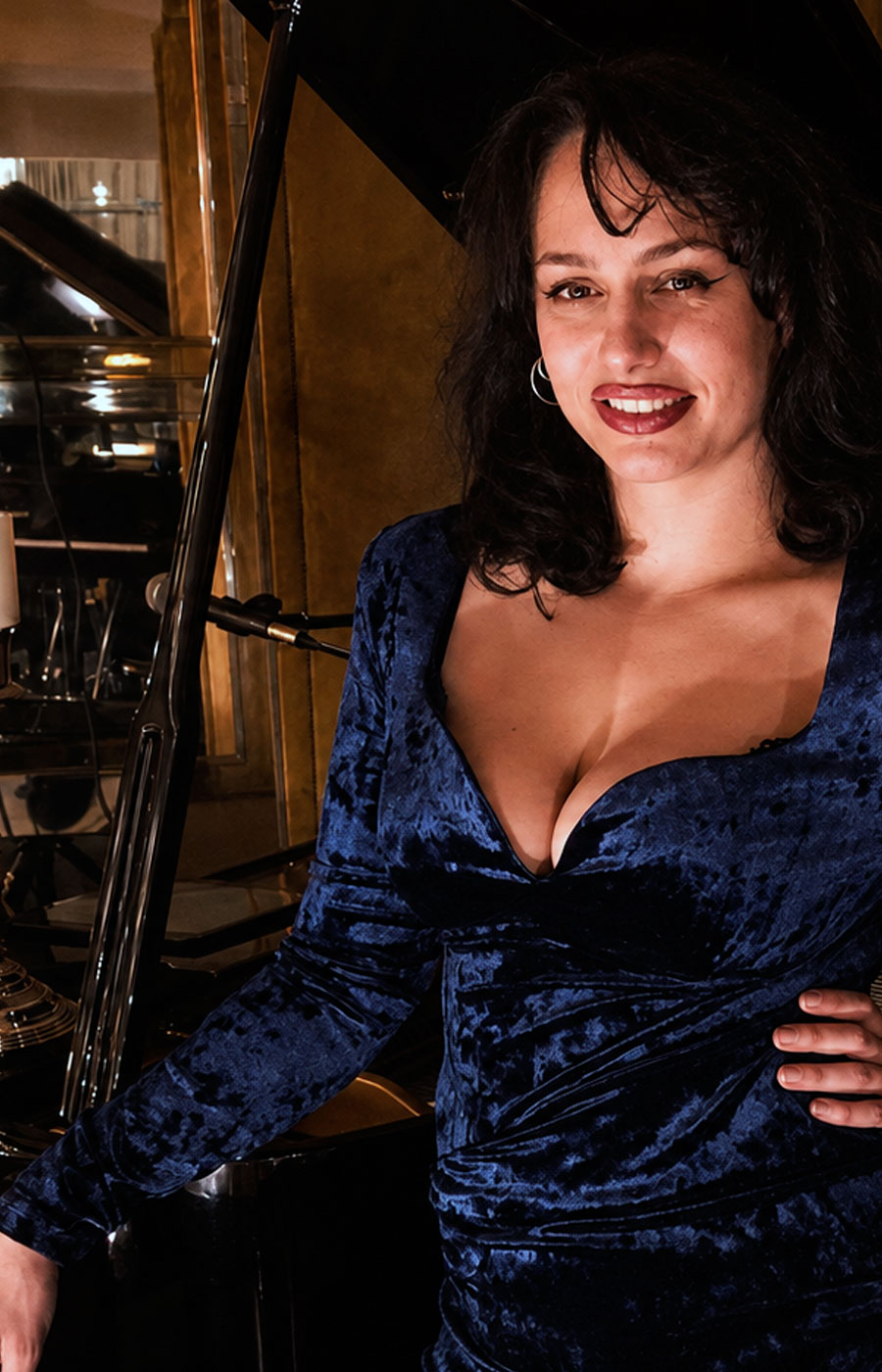 Alba Santos artist photograph
