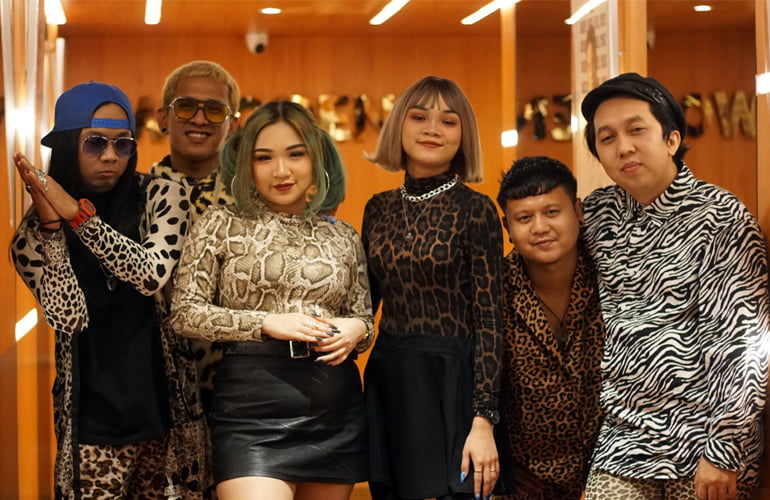 ID Talent Band live performance photo 1